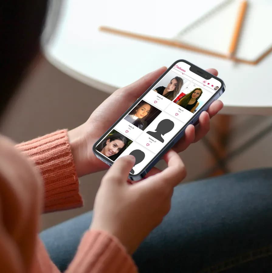 woman with iphone12